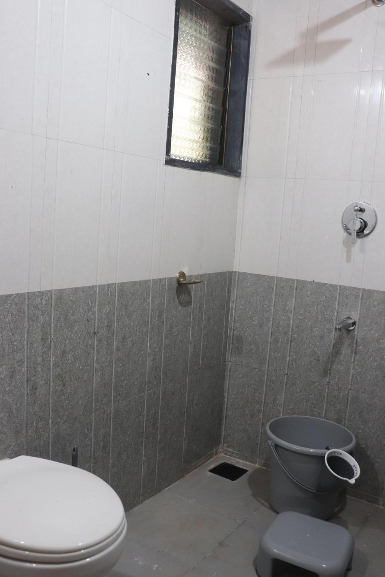Satyaprabha Cottage Rooms Kudal  ภายนอก รูปภาพ